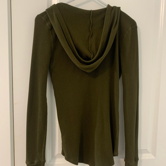 Golden by TNA - Picture 2 of 3